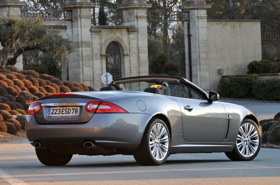  Jaguar XK Convertible 2009 года  (фото 15 из 43)